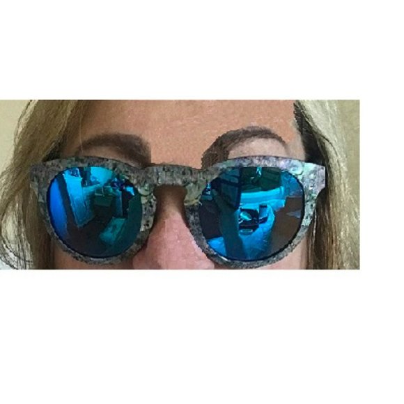 Wood Frame Abalone Seashell Sunglasses Blue Lens